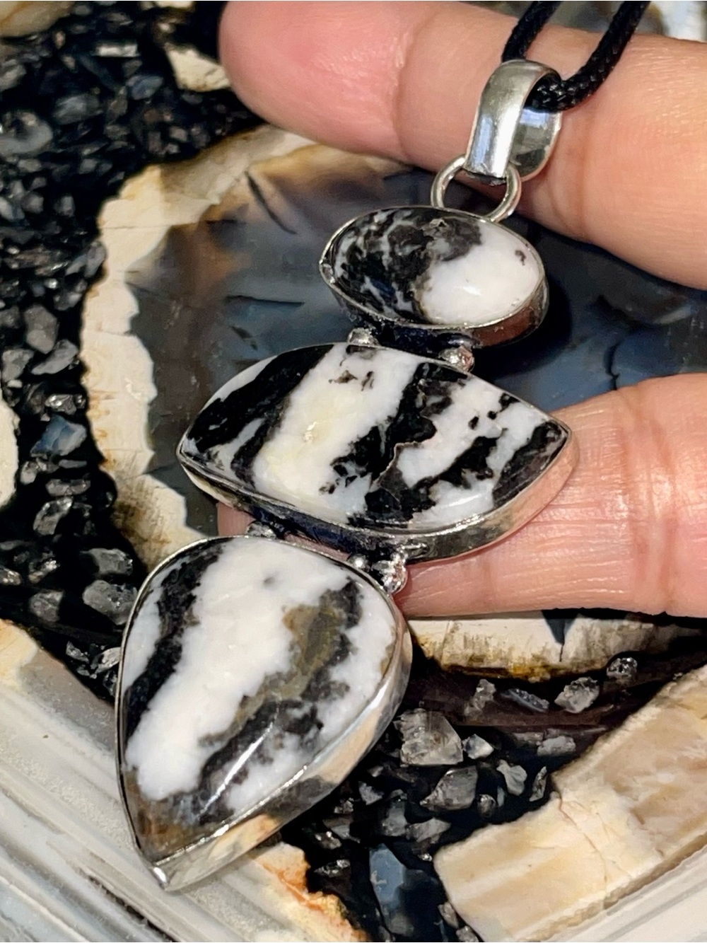 Matrix Patterns of White Buffalo Turquoise Pendant 2 7/8”